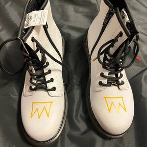 Dr Marten Basquiat Boots